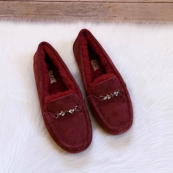 UGG Ansley Charm Gem Kiss Suede Slippers - Picture 4 of 7